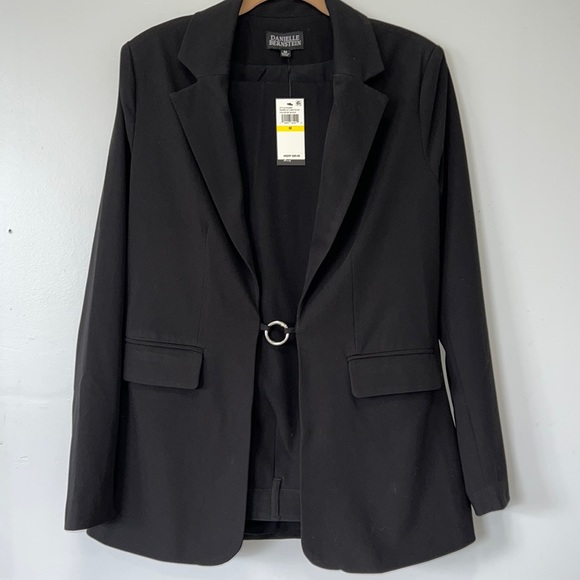 WeWoreWhat Jackets & Blazers - 💕Markdown!! DANIELLE BERNSTEIN  2PC Suit WeWoreWhat !!